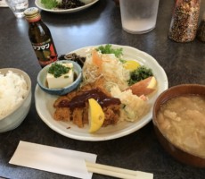 美野島のメモリーでランチ。