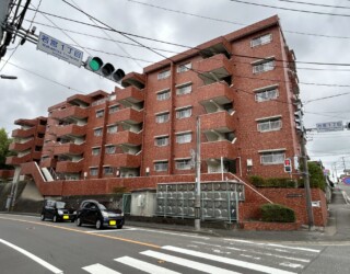 エメラルドマンション若宮 外観写真